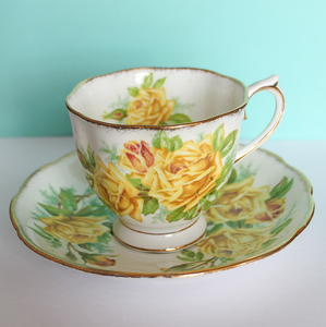 Vintage Teacup - Yellow Rose Royal Albert